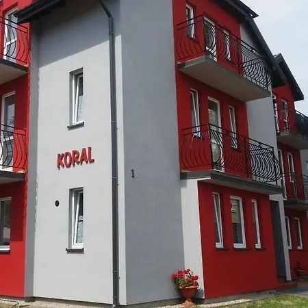 Pokoje Goscinne Koral Апартаменты Штутово