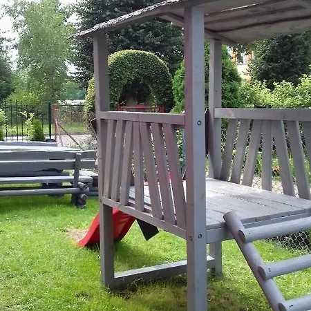 Pokoje Goscinne Koral Штутово