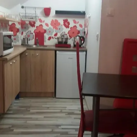 Pokoje Goscinne Koral * Штутово